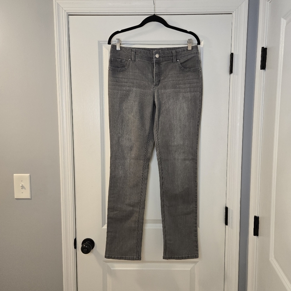 Chico’s So Slimming Mid Rise Straight Jean Gray Size 0.5 (6) Small